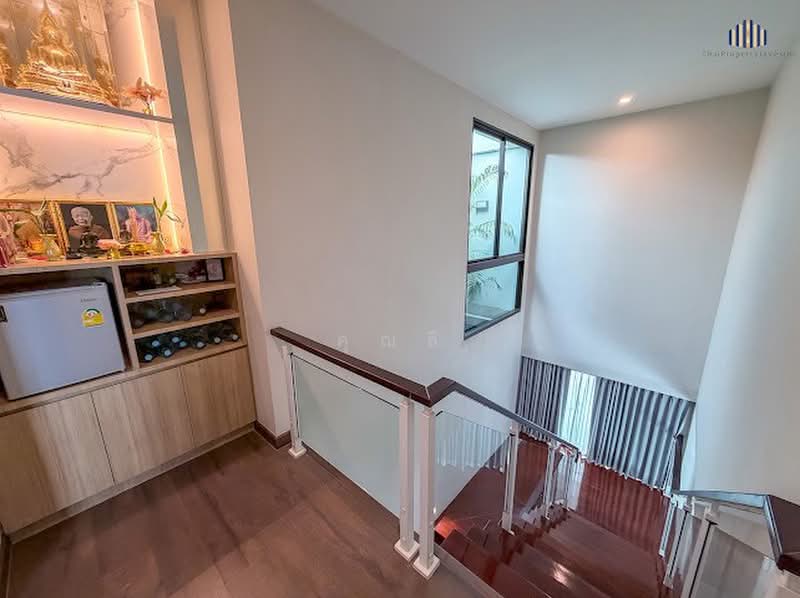 Baan Klang Muang Classe Ekkamai-Ramintra, Bangkok, Sukhonthasawat Road, Lat Phrao, Bangkok, 4 Bedrooms, 346 sqm, Single Detached House For Sale, by คุณลี, 500349049 - DDproperty.com