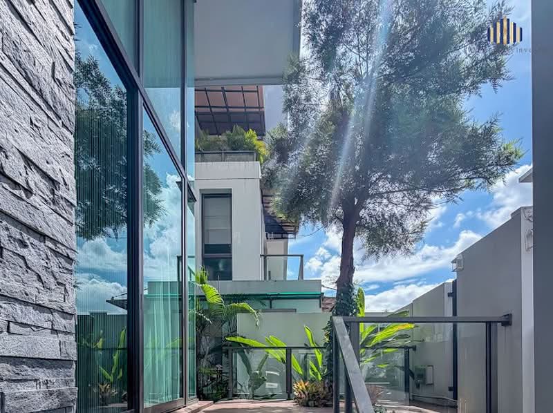 Baan Klang Muang Classe Ekkamai-Ramintra, Bangkok, Sukhonthasawat Road, Lat Phrao, Bangkok, 4 Bedrooms, 346 sqm, Single Detached House For Sale, by คุณลี, 500349049 - DDproperty.com