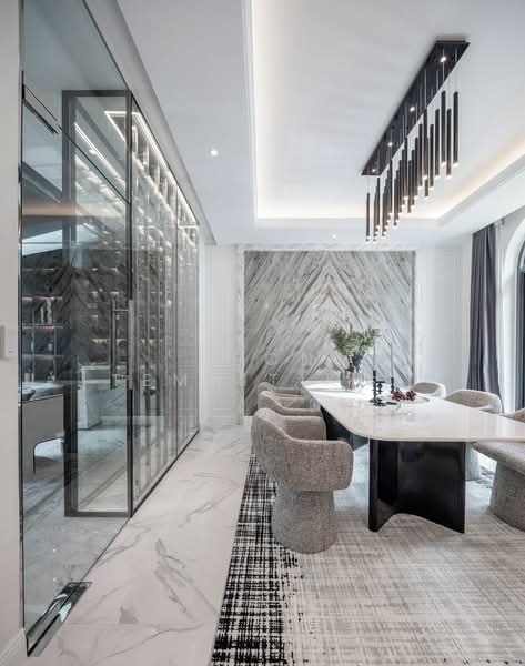 The Boulevard Ekkamai, Bangkok, 98 Soi Prasertdee, Khlong Tan Nua, Watthana, Bangkok, 4 Bedrooms, 500 sqm, Single Detached House For Sale, by Ubon Temnitikul, 500349058 - DDproperty.com