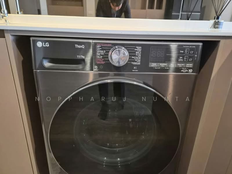 IDEO Sukhumvit Rama 4, Bangkok, Soi Sukhumvit 44, Sukhumvit Road, Phra Kanong, Khlong Toei, Bangkok, 2 Bedrooms, 65 sqm, Condo For Rent, by Sasithon Phonchuai, 500349103 - DDproperty.com