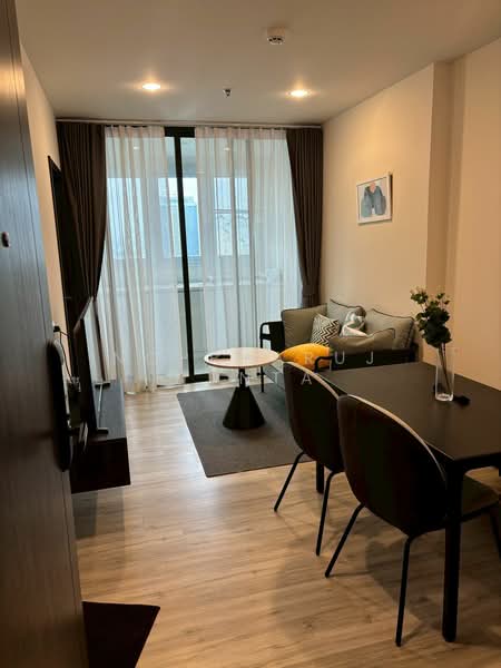 XT Huaikhwang, Bangkok, 244 Ratchadaphisek Road, Huai Khwang, Bangkok, 1 Bedroom, 35 sqm, Condo For Sale, by Noppharuj Nunta, 500349118 - DDproperty.com