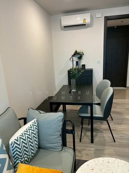 XT Huaikhwang, Bangkok, 244 Ratchadaphisek Road, Huai Khwang, Bangkok, 1 Bedroom, 35 sqm, Condo For Sale, by Noppharuj Nunta, 500349118 - DDproperty.com