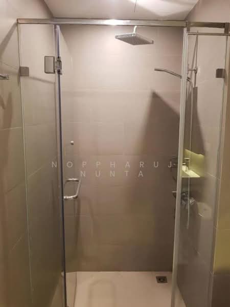 Klass Silom, Bangkok, 52 Silom Road, Silom, Bang Rak, Bangkok, 1 Bedroom, 29 sqm, Condo For Sale, by Noppharuj Nunta, 500349127 - DDproperty.com