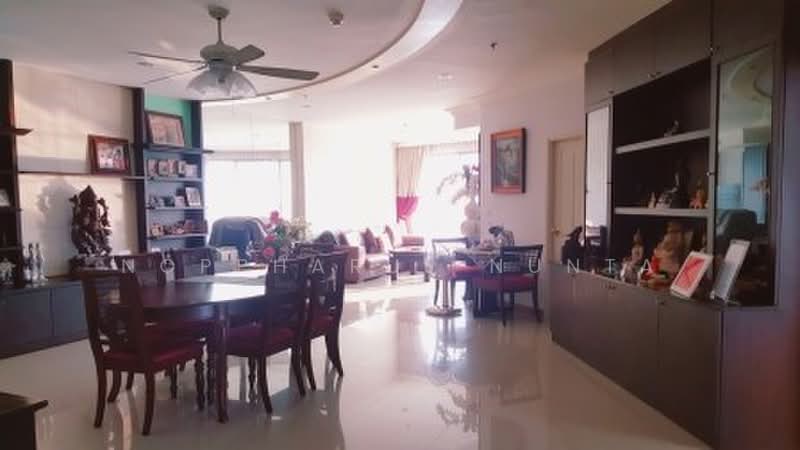 Supalai Casa Riva : ศุภาลัย คาซา ริวา, กรุงเทพ, 780 ถนนเจริญกรุง, บางคอแหลม, กรุงเทพ, 239 ตร.ม., คอนโด ขาย, โดย Noppharuj Nunta, 500349133 - DDproperty.com