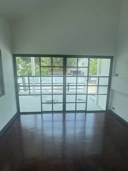 4-BR House, Bangkok, Prawet, Bangkok, 4 Bedrooms, 180 sqm, Single Detached House For Rent, by Khlueanphon Nukulsirisak, 500349182 - DDproperty.com