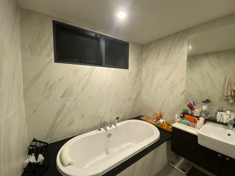 The City Rama 9-Ramkhamhaeng, Bangkok, Srinakarin - Rom Klao Road, Saphan Sung, Bangkok, 5 Bedrooms, 383 sqm, Single Detached House For Sale, by Khlueanphon Nukulsirisak, 500349188 - DDproperty.com