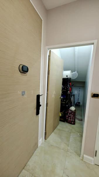 The Coast, Bangkok, 3888 Sukhumvit Road, Bang Na Tai, Bang Na, Bangkok, 3 Bedrooms, 150 sqm, Condo For Rent, by Nitchakarn  Wanitwichakornkit , 500349200 - DDproperty.com