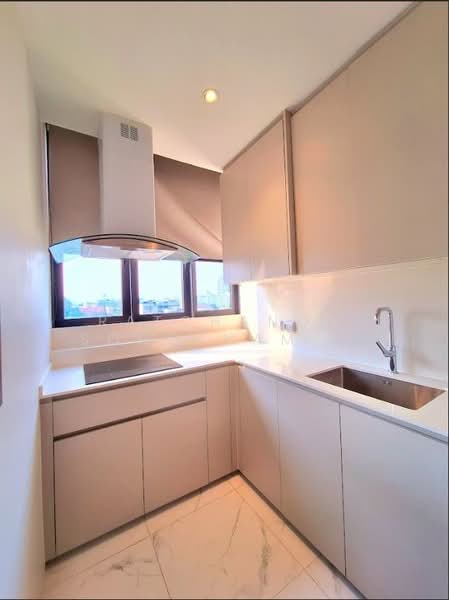 Bearing Residence, Bangkok, No. 12, Bearing Residence, Soi 5, Bang Na, Bangkok, 3 Bedrooms, 195 sqm, Apartment For Rent, by Ratchanon Songthammakul, 500349262 - DDproperty.com