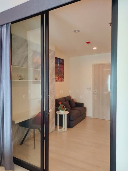 Life Asoke, Bangkok, Asoke-Dindang Road, Bang Kapi, Huai Khwang, Bangkok, 1 Bedroom, 35 sqm, Condo For Rent, by Ratchanon Songthammakul, 500349277 - DDproperty.com