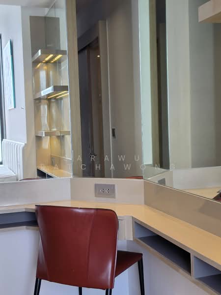 ASHTON Silom, Bangkok, 166 Silom Road, Bang Rak, Bangkok, 1 Bedroom, 31 sqm, Condo For Rent, by Sarawut Ratchawong, 500349281 - DDproperty.com
