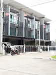 Town Avenue Merge Rattanatibet : ทาวน์ อเวนิว เมิร์จ รัตนาธิเบศร์, นนทบุรี
