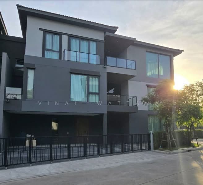Baan Klang Muang The Edition Bangna Wongwaen, Bangkok, 189 Kanchanaphisek Road, Dok Mai, Prawet, Bangkok, 5 Bedrooms, 280 sqm, Semi-Detached House (Twin House) For Rent, by Vinai Wattana, 500349348 - DDproperty.com