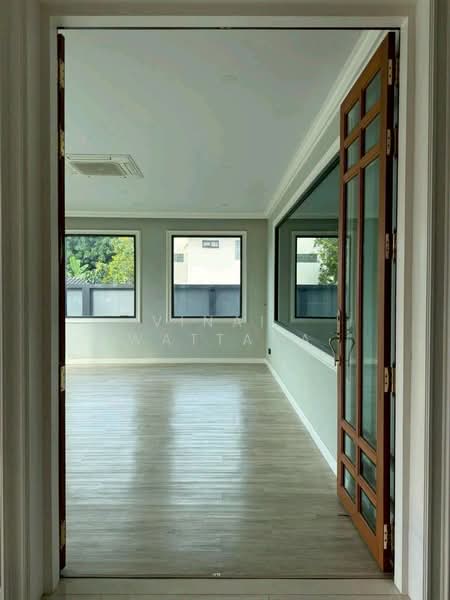 4-BR Villa, Bangkok, Thung Song Hong, Lak Si, Bangkok, 4 Bedrooms, 750 sqm, Villa For Rent, by Vinai  Wattana, 500349355 - DDproperty.com