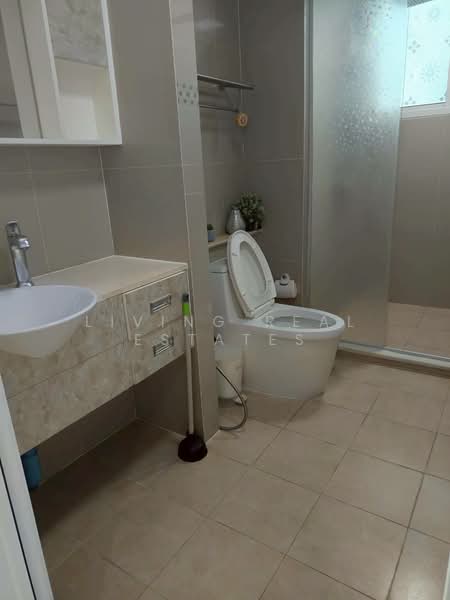 TC Green Rama 9, Bangkok, Rama 9 Road, Huai Khwang, Bangkok, 1 Bedroom, 42 sqm, Condo For Rent, by Living Real Estates, 500349359 - DDproperty.com