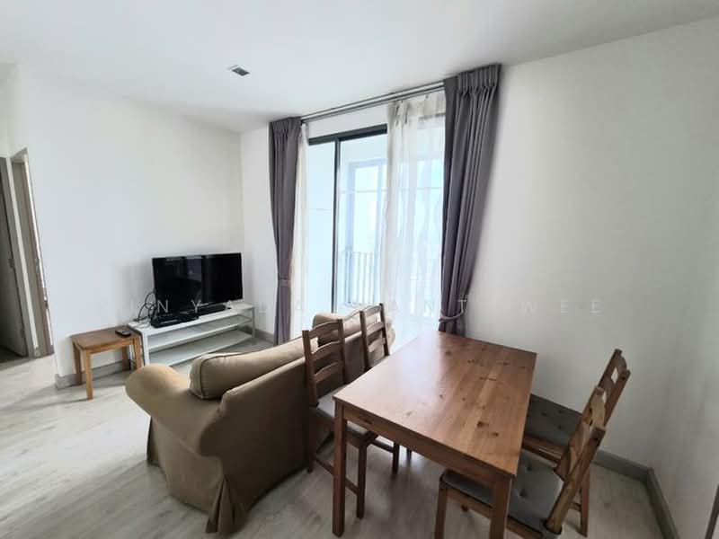 IDEO MOBI Sukhumvit 81, Bangkok, 2097 Sukhumvit Road, Bang Chak, Phra Khanong, Bangkok, 2 Bedrooms, 44 sqm, Condo For Rent, by Pinyada Hantewee, 500349407 - DDproperty.com