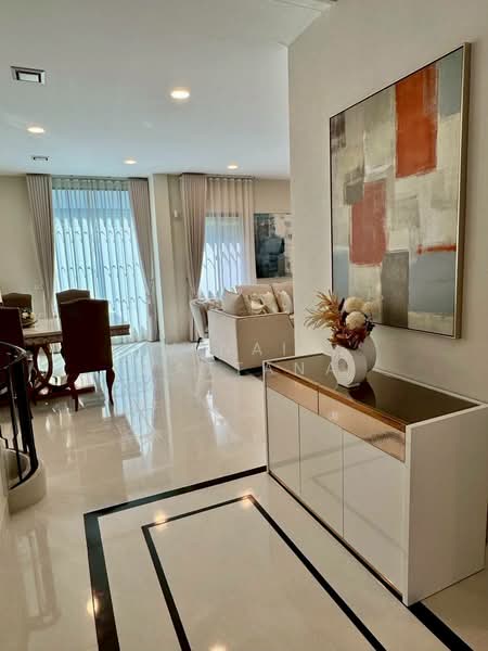 Nantawan Rama 9 - New Krungthepkreetha : นันทวัน พระราม 9 - กรุงเทพกรีฑาตัดใหม่, กรุงเทพ, สะพานสูง, กรุงเทพ, 302 ตร.ม., บ้านเดี่ยว ขาย, โดย Vinai  Wattana, 500349432 - DDproperty.com