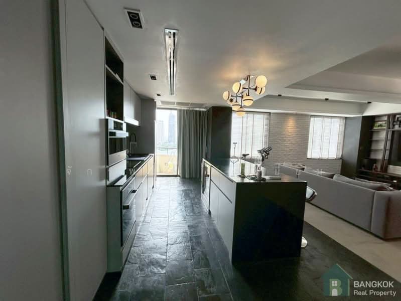Icon I, Bangkok, Sukhumvit, Khlong Tan Nua, Watthana, Bangkok, 2 Bedrooms, 155 sqm, Condo For Sale, by Chakkrapong Ponyeam, 500349482 - DDproperty.com