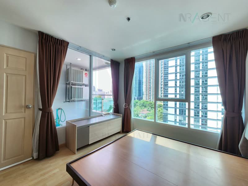Sukhumvit Living Town, Bangkok, 299 Sukhumvit 21 Road, Khlongtoei Nua, Watthana, Bangkok, 1 Bedroom, 52 sqm, Condo For Sale, by NR AGENT, 500349513 - DDproperty.com