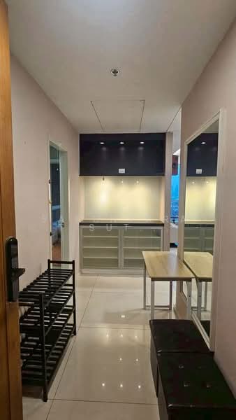 The Empire Place, Bangkok, 88 Narathiwatratchanakharin Road, Thung Maha Mek, Sathon, Bangkok, 2 Bedrooms, 107 sqm, Condo For Rent, by Narinthira Roengrit, 500349562 - DDproperty.com