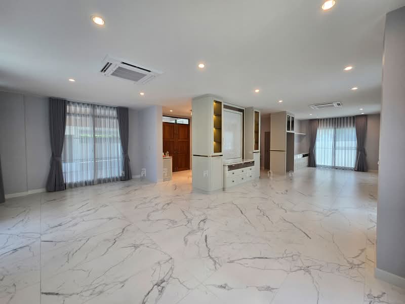Niyham Boromratchachonnani, Bangkok, Borommaratchachonnani Sala Thammasop, Sala Thammasop, Thawi Watthana, Bangkok, 4 Bedrooms, 490 sqm, Single Detached House For Sale, by ยลศิริ ศรีสกุล, 500349571 - DDproperty.com