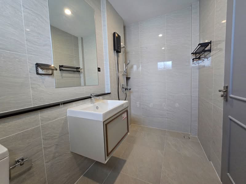 Niyham Boromratchachonnani, Bangkok, Borommaratchachonnani Sala Thammasop, Sala Thammasop, Thawi Watthana, Bangkok, 4 Bedrooms, 490 sqm, Single Detached House For Sale, by ยลศิริ ศรีสกุล, 500349571 - DDproperty.com