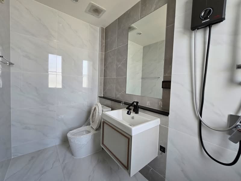 Niyham Boromratchachonnani, Bangkok, Borommaratchachonnani Sala Thammasop, Sala Thammasop, Thawi Watthana, Bangkok, 4 Bedrooms, 490 sqm, Single Detached House For Sale, by ยลศิริ ศรีสกุล, 500349571 - DDproperty.com