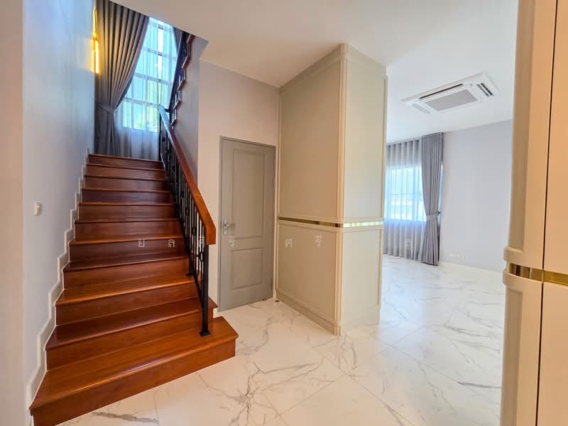 Niyham Boromratchachonnani, Bangkok, Borommaratchachonnani Sala Thammasop, Sala Thammasop, Thawi Watthana, Bangkok, 4 Bedrooms, 440 sqm, Single Detached House For Sale, by ยลศิริ ศรีสกุล, 500349571 - DDproperty.com
