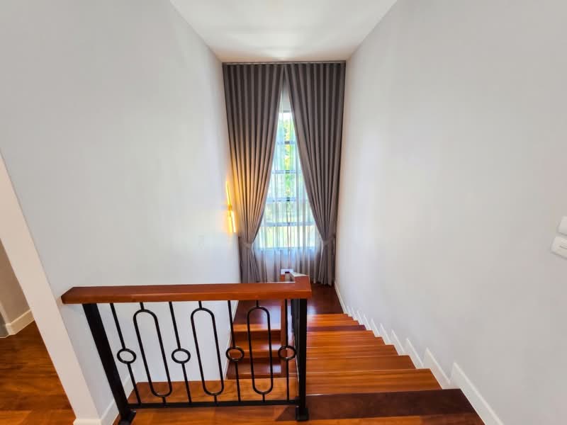 Niyham Boromratchachonnani, Bangkok, Borommaratchachonnani Sala Thammasop, Sala Thammasop, Thawi Watthana, Bangkok, 4 Bedrooms, 440 sqm, Single Detached House For Sale, by ยลศิริ ศรีสกุล, 500349571 - DDproperty.com