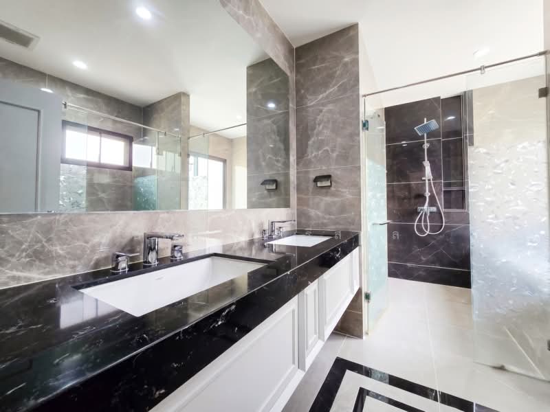 Niyham Boromratchachonnani, Bangkok, Borommaratchachonnani Sala Thammasop, Sala Thammasop, Thawi Watthana, Bangkok, 4 Bedrooms, 440 sqm, Single Detached House For Sale, by ยลศิริ ศรีสกุล, 500349571 - DDproperty.com