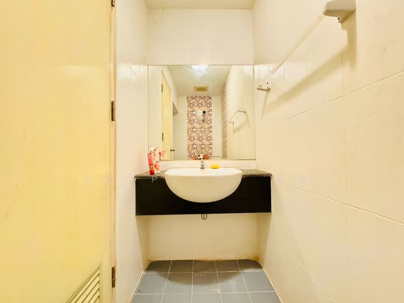 Chuanchuen Petchkasem 81, Bangkok, Petchkasem 81, Nong Kham, Nong Khaem, Bangkok, 3 Bedrooms, 100 sqm, Townhouse For Sale, by The Best Property กิ๊ฟ, 500349573 - DDproperty.com