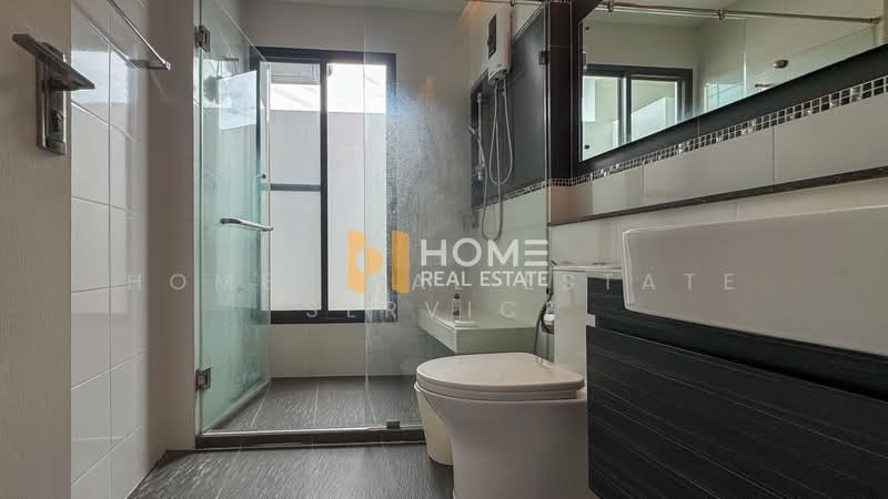 Manthana Onnut–Wongwaen 4, Bangkok, Eastern Ring Road, Prawet, Bangkok, 4 Bedrooms, 230 sqm, Single Detached House For Rent, by HOME Real Estate Service, 500349581 - DDproperty.com