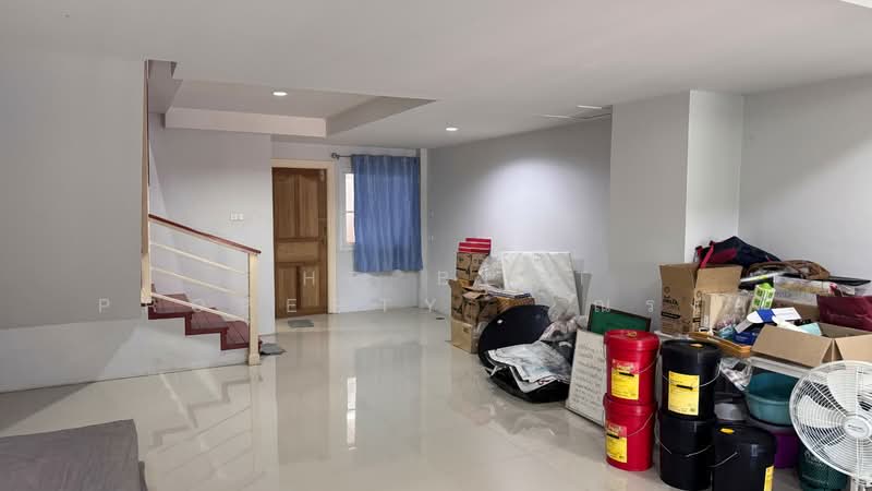 ทาวน์เฮ้าส์เขาย้อย เพชรบุรี, Phetchaburi, Khao Yoi, Phetchaburi, 2 Bedrooms, 110 sqm, Townhouse For Sale, by The Best Property ณรงค์, 500349587 - DDproperty.com