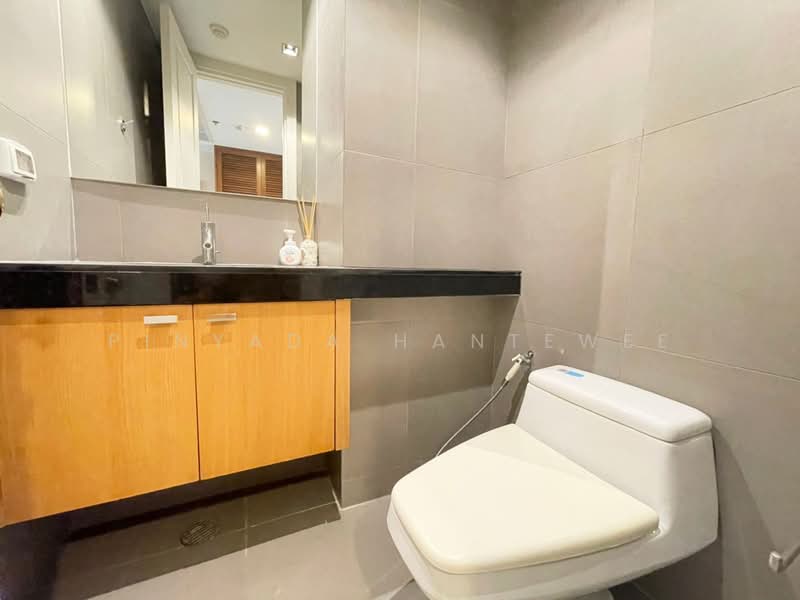 Athenee Residence, Bangkok, 65 Witthayu Road, Lumphini, Pathum Wan, Bangkok, 2 Bedrooms, 121 sqm, Condo For Rent, by Pinyada Hantewee, 500349625 - DDproperty.com