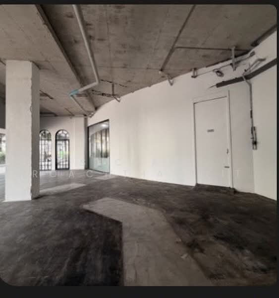 For Rent Commercial Space size 114 sqm, Phrom Phong area, Bangkok, Sukhumvit, Khlong Toei, Khlong Toei, Bangkok, , 114 sqm, Retail Space For Rent, by Suchart Roachthavilit, 500349709 - DDproperty.com