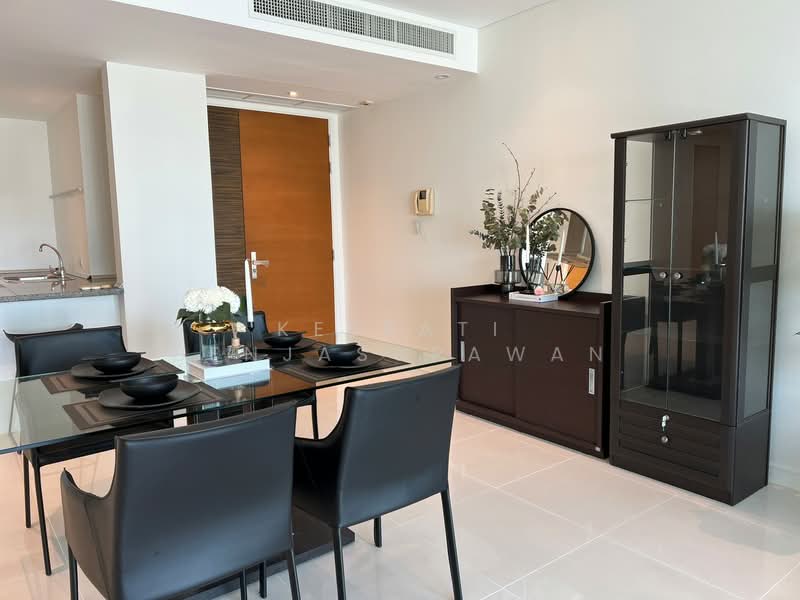 Fullerton Sukhumvit, Bangkok, Sukhumvit Road, Khlong Tan Nua, Watthana, Bangkok, 2 Bedrooms, 105 sqm, Condo For Rent, by Keerati Benjasupawan, 500349768 - DDproperty.com
