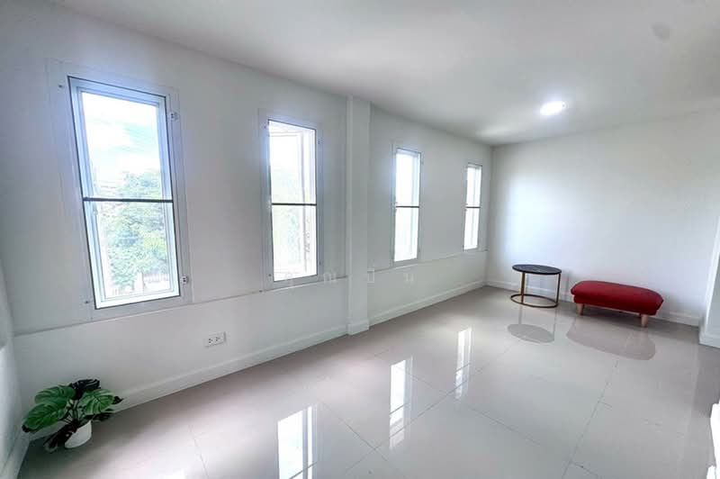 Meuangthong Garden Zone 1, Bangkok, Phatthanakan 69 Yaek 2-1-4, Prawet, Bangkok, 3 Bedrooms, 150 sqm, Single Detached House For Sale, by คุณปิ่น, 500349785 - DDproperty.com