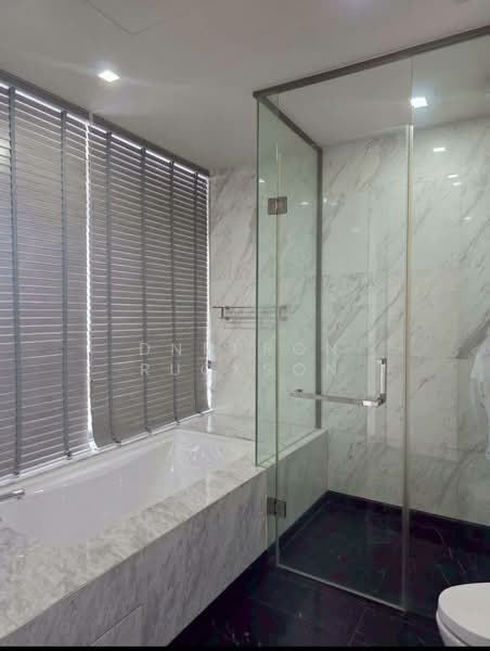 Saladaeng One, Bangkok, Sala Daeng 1 Alley, Silom, Bang Rak, Bangkok, 2 Bedrooms, 113 sqm, Condo For Rent, by Dnupron Ruckson, 500349843 - DDproperty.com