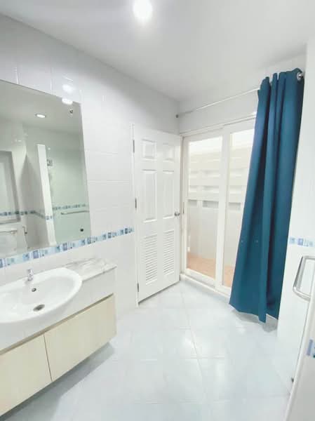 undefined, Bangkok, Khlong Song Ton Nun, Lat Krabang, Bangkok, 3 Bedrooms, 200 sqm, Single Detached House For Sale, by Chotika   Rakrungrueang, 500349880 - DDproperty.com