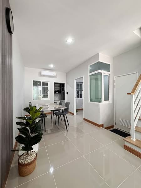 Golden Town Chiang Mai - Kad Ruam Chok project, Chiang Mai, Fa Ham, Muang Chiang Mai, Chiang Mai, 3 Bedrooms, 120 sqm, Townhouse For Rent, by Best Choice Property, 500349882 - DDproperty.com