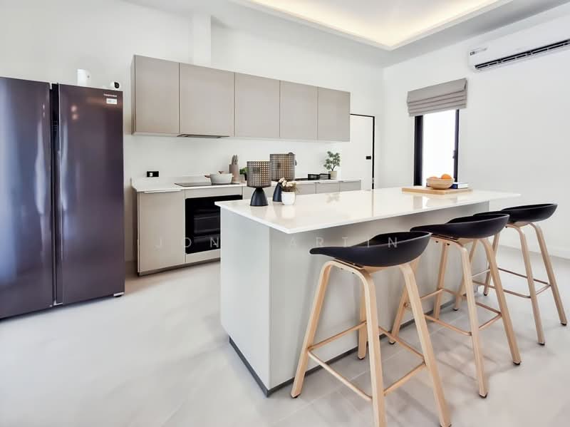 Terra The Exclusive, Prachuap Khiri Khan, Hua Hin, Prachuap Khiri Khan, 4 Bedrooms, 285 sqm, Villa For Sale, by Jon Martin, 500349908 - DDproperty.com