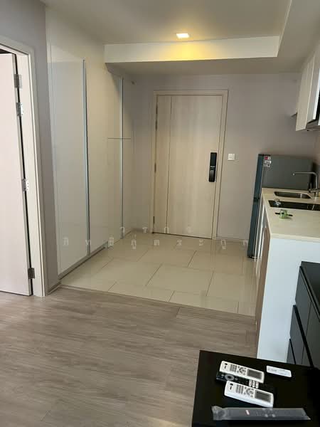 Maestro 03 Ratchada-Rama 9, Bangkok, Soi Ratchadaphisek 3 Ratchadaphisek Road, Din Daeng, Bangkok, 1 Bedroom, 33 sqm, Condo For Rent, by วรกร สิทธิลู่ตระกูล, 500349913 - DDproperty.com
