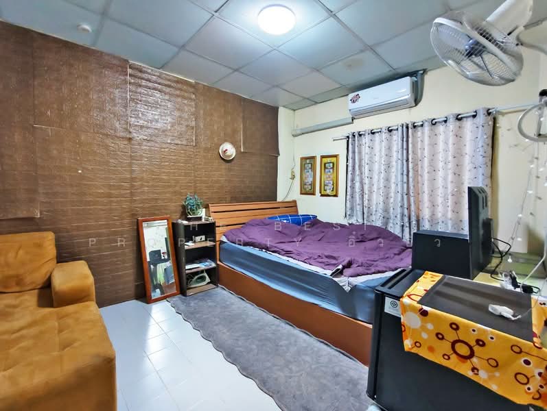 พลอยไพลิน นครปฐม, Nakhon Pathom, Rai Khing, Sam Phran, Nakhon Pathom, 2 Bedrooms, 100 sqm, Townhouse For Sale, by The Best Property อิ๋วอิ๋ว, 500349954 - DDproperty.com