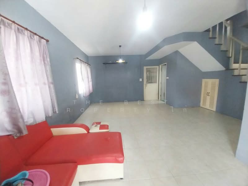 Baan Pruksa 27 Onnut-Ladkrabang, Chachoengsao, ตำบลคลองอุดมชลจร อำเภอเมืองฉะเชิงเทรา จังหวัดฉะเชิงเทรา, Khlong Udomchonchon, Muang Chachoengsao, Chachoengsao, 3 Bedrooms, 100 sqm, Townhouse For Sale, by The Best Property ไก่, 500349995 - DDproperty.com