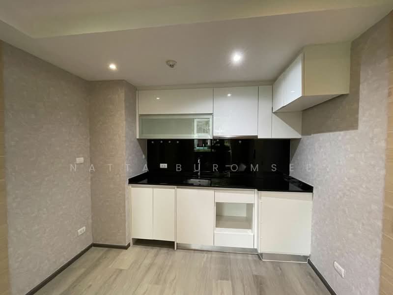Klass Silom, กรุงเทพ, 52 ถนนสีลม แขวงสีลม เขตบางรัก กรุงเทพมหานคร, สีลม, บางรัก, กรุงเทพ, 32 ตร.ม., คอนโด ให้เช่า, โดย Natta Buromsee, 500350089 - DDproperty.com