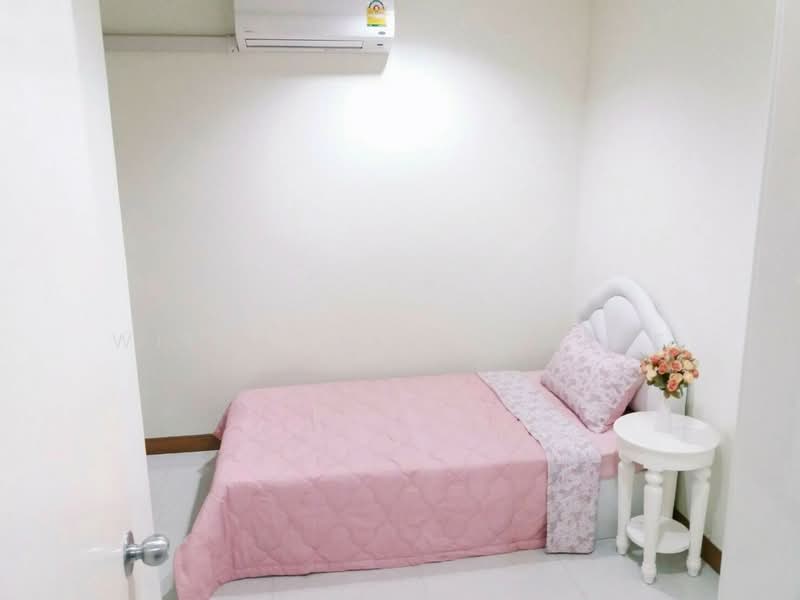 Pathumwan Resort, Bangkok, Phayathai Road, Thanon Phaya Thai, Ratchathewi, Bangkok, 2 Bedrooms, 49 sqm, Condo For Rent, by Withada Jaiarree, 500350091 - DDproperty.com