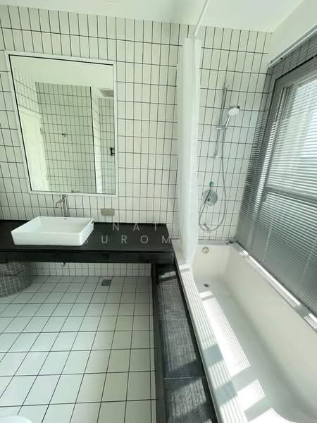 Noble Ora, Bangkok, Soi Sukhumvit 55, Sukhumvit Road, Khlong Tan Nua, Watthana, Bangkok, 2 Bedrooms, 115 sqm, Condo For Rent, by Natta Buromsee, 500350110 - DDproperty.com