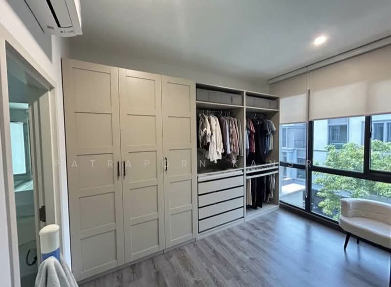 Baan Klang Muang Classe Ratchayothin, Bangkok, Chatuchak, Bangkok, 3 Bedrooms, 204 sqm, Single Detached House For Rent, by Patraporn Kansri, 500350304 - DDproperty.com