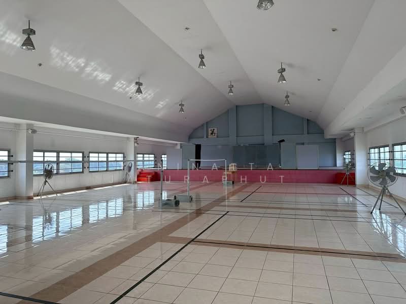 โรงเรียนนานาชาติ, กรุงเทพ, แสนแสบ, มีนบุรี, กรุงเทพ, 4,208 ตร.ม., กิจการ ให้เช่า, โดย Yaninatta Jaturaphut, 500350319 - DDproperty.com