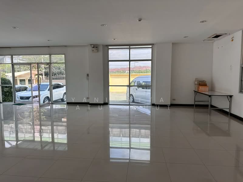 International School, Bangkok, Saen Sab, Min Buri, Bangkok, , 4,208 sqm, Business For Rent, by Yaninatta Jaturaphut, 500350319 - DDproperty.com