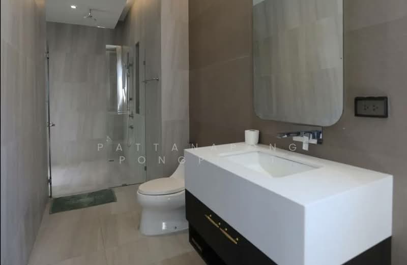 Inara Villa, Chon Buri (Pattaya), Thappraya Road, Bang Lamung, Bang Lamung (Pattaya), Chon Buri (Pattaya), 4 Bedrooms, 250 sqm, Villa For Sale, by Pattanapong Pongpipat, 500350327 - DDproperty.com